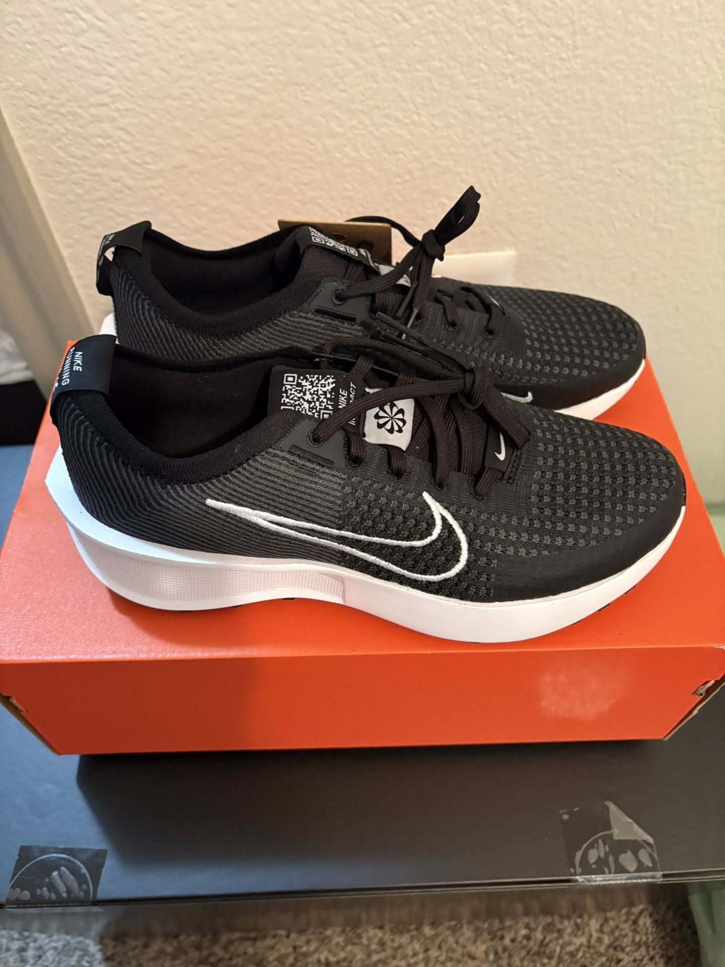 Nike Running Shoes - Interact