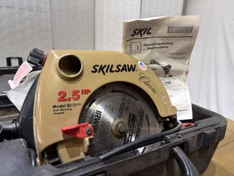 SKILSAW 2.5HP Circular Saw w/ Case Model # 5275