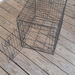 Folding pet crate