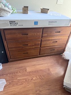 Free dresser