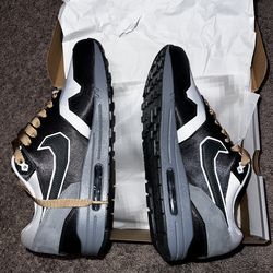 Nike air max 1 big head swoosh 11