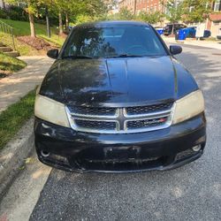 Clean 2013 Dodge Avenger For Sale 