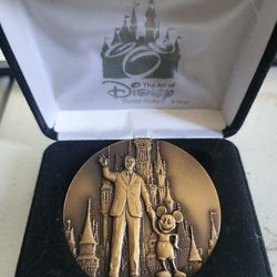 Disney Partners Statue Coin