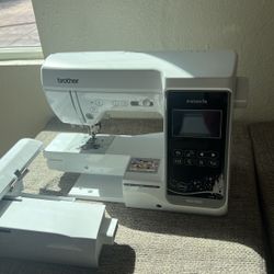 Like New Sewing And Embroidery Machine In Onnovis NS2750D