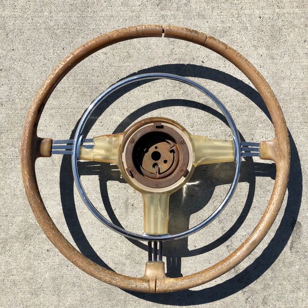 194248 Chevy Banjo Steering Wheel for Sale in Bloomington, CA OfferUp