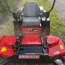 Gravely Zero Turn Mower 60”