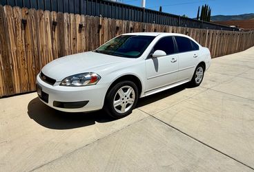 2013 Chevy Impala 41K miles only!