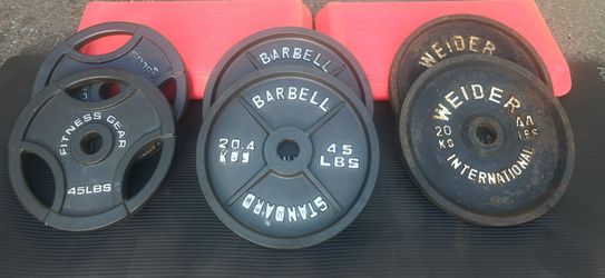 Miscellaneous 45lb Iron weight plate pairs