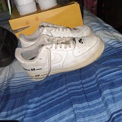Nike Air Force 1 Sneakers