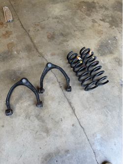 2024 Ford Raptor stock springs & upper control arms