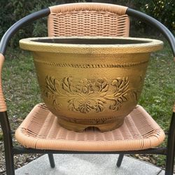 Large Gold plastic planter cover pot