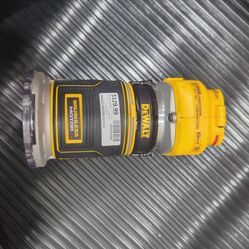 DeWalt router