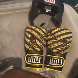 Gloves And Headgear Combo