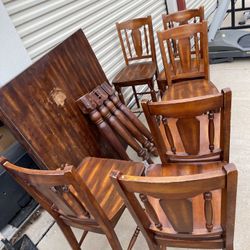 Kitchen Table + Chairs 