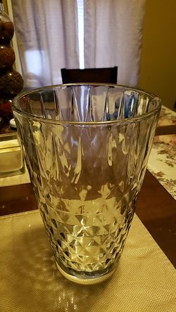 Glass vase