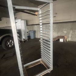 Racas Para Pan  De Aluminio En Excelente Condición 