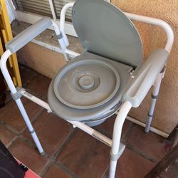 Adjustable portable Commode/toilet