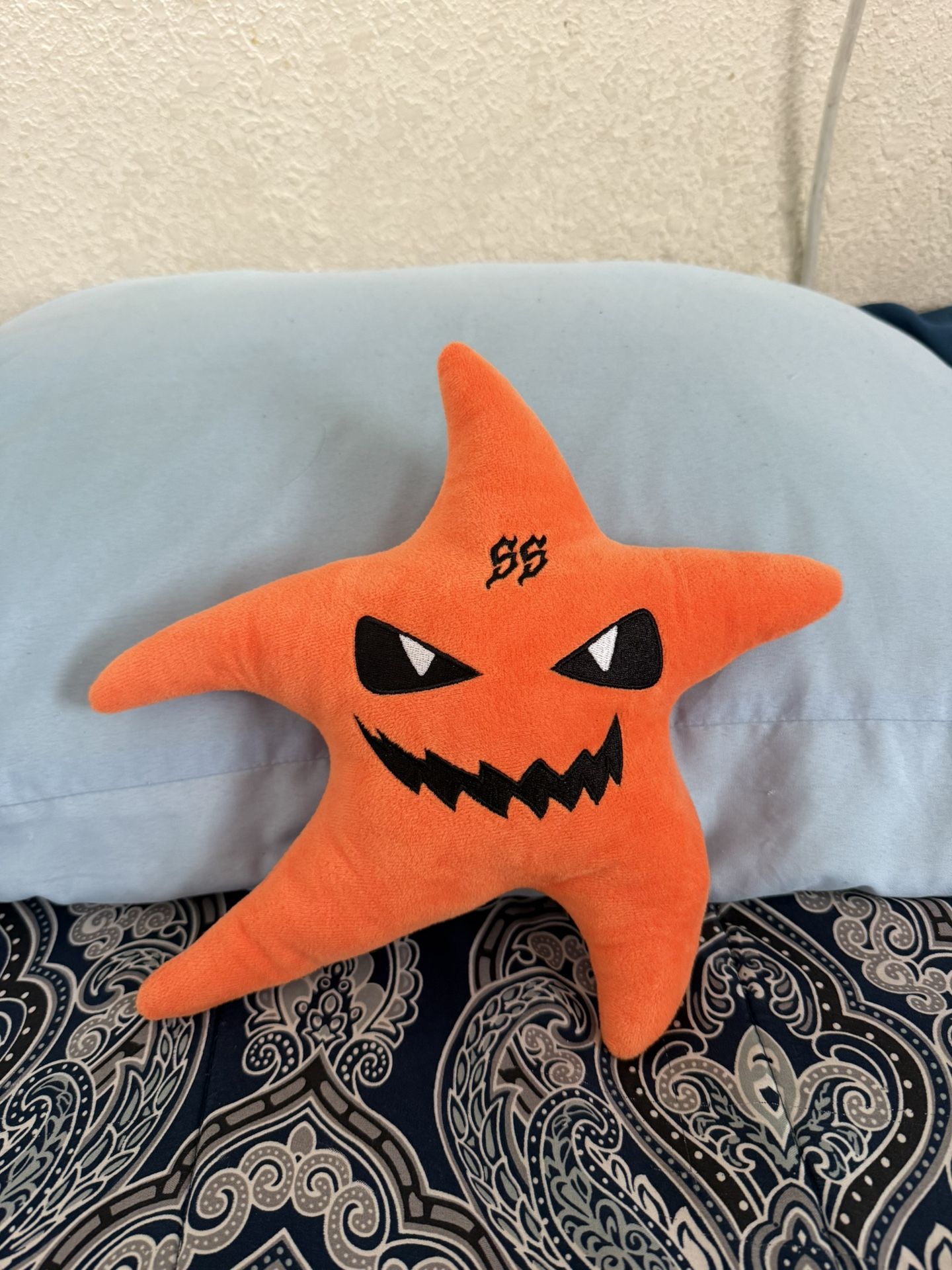 Slideshop Halloween 2025 Star Plush