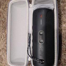 Speaker Case