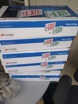 LED EXIT SIGNS