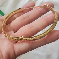 Solid 14k Gold B&m Gold Bracelet