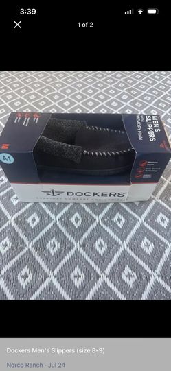 Dockers Men's Slippers (size 8-9)