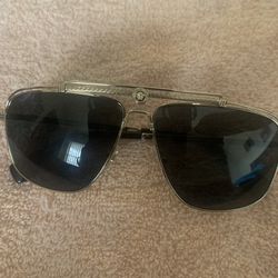Black/Gold RIM 100% Authentic Versace aviator Sunglasses