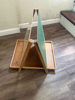 Double sided art easel