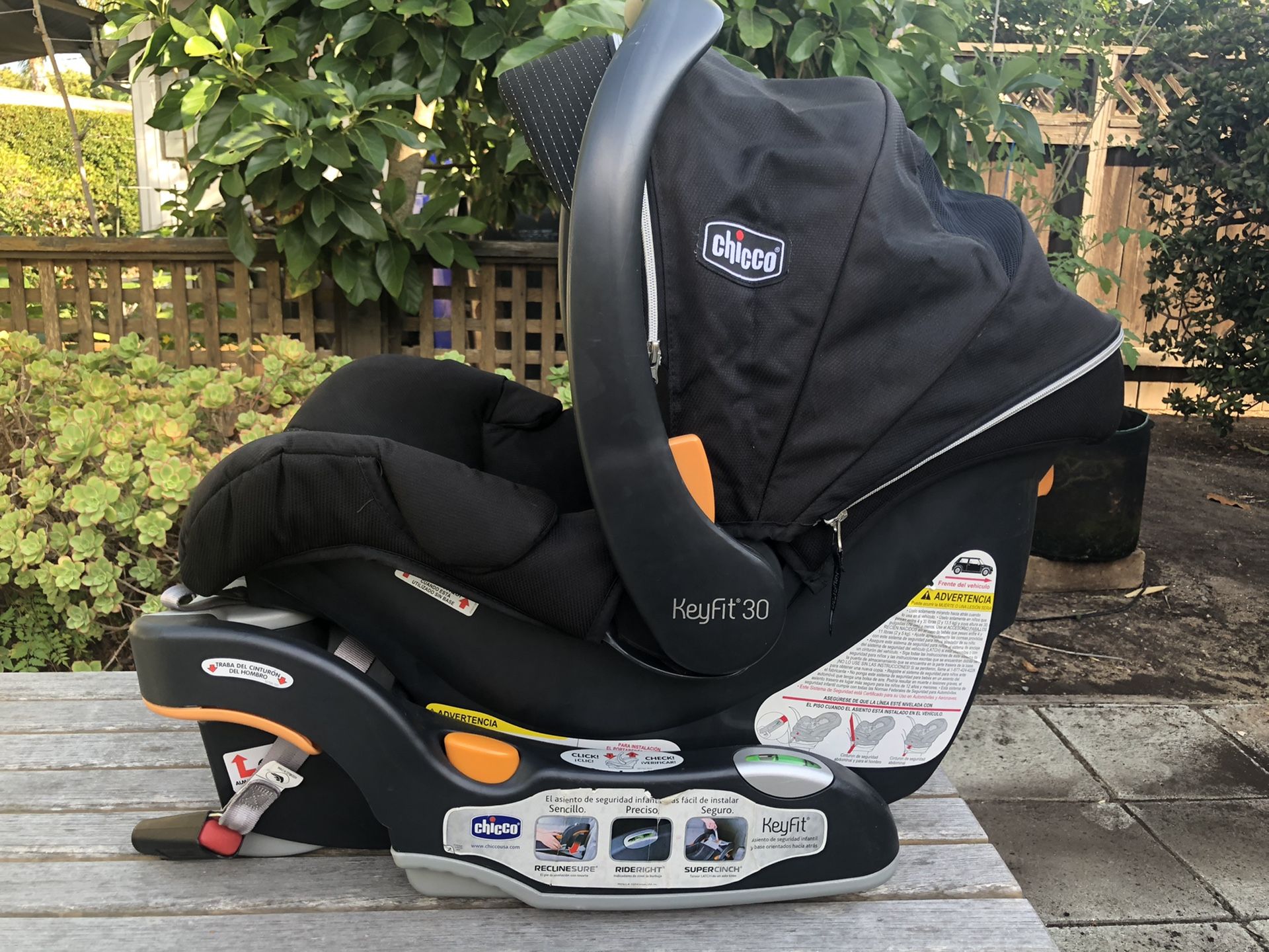 Chicco KeyFit 30 infant car seat