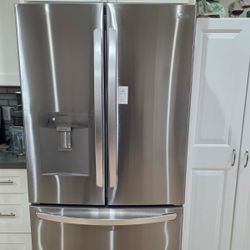 LG refrigerator 