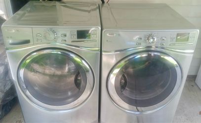 Whirlpool Duet Front-Load Washer and Dryer Set