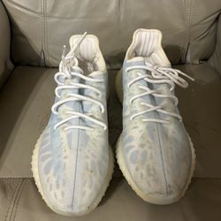 Yeezy 350 Men’s 10.5