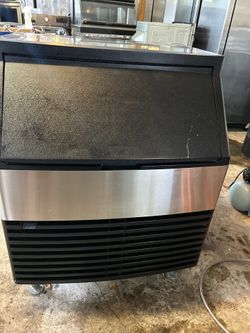 Ice maker machine undercounter 320 pounds