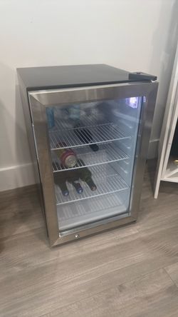 Stainless Steel Beverage Cooler with Glass Door