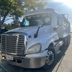 For Sell Súper 10 Dump Truck . 