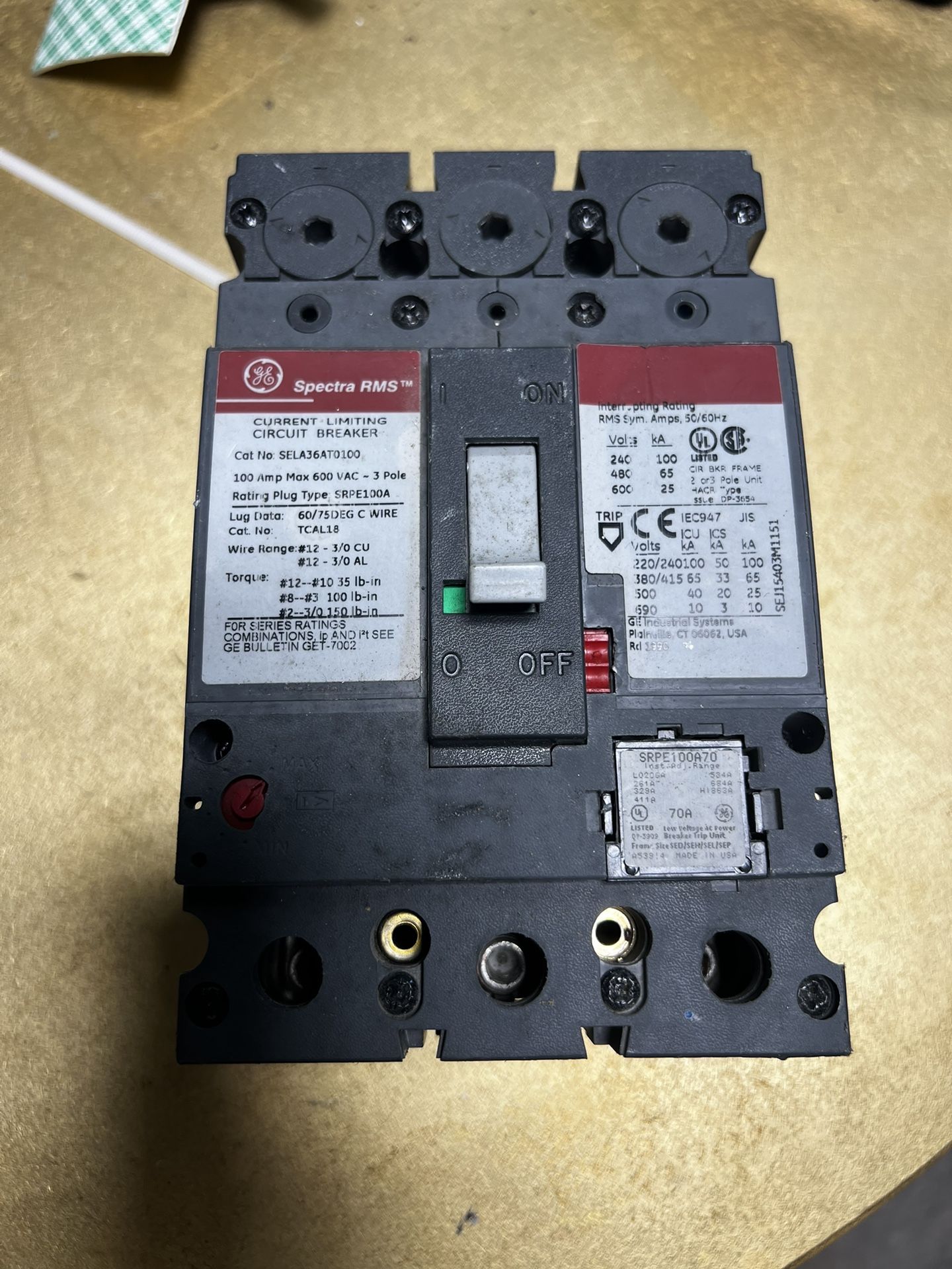 100amp breaker