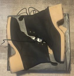 New Sorel Waterproof Boots Size 7.5