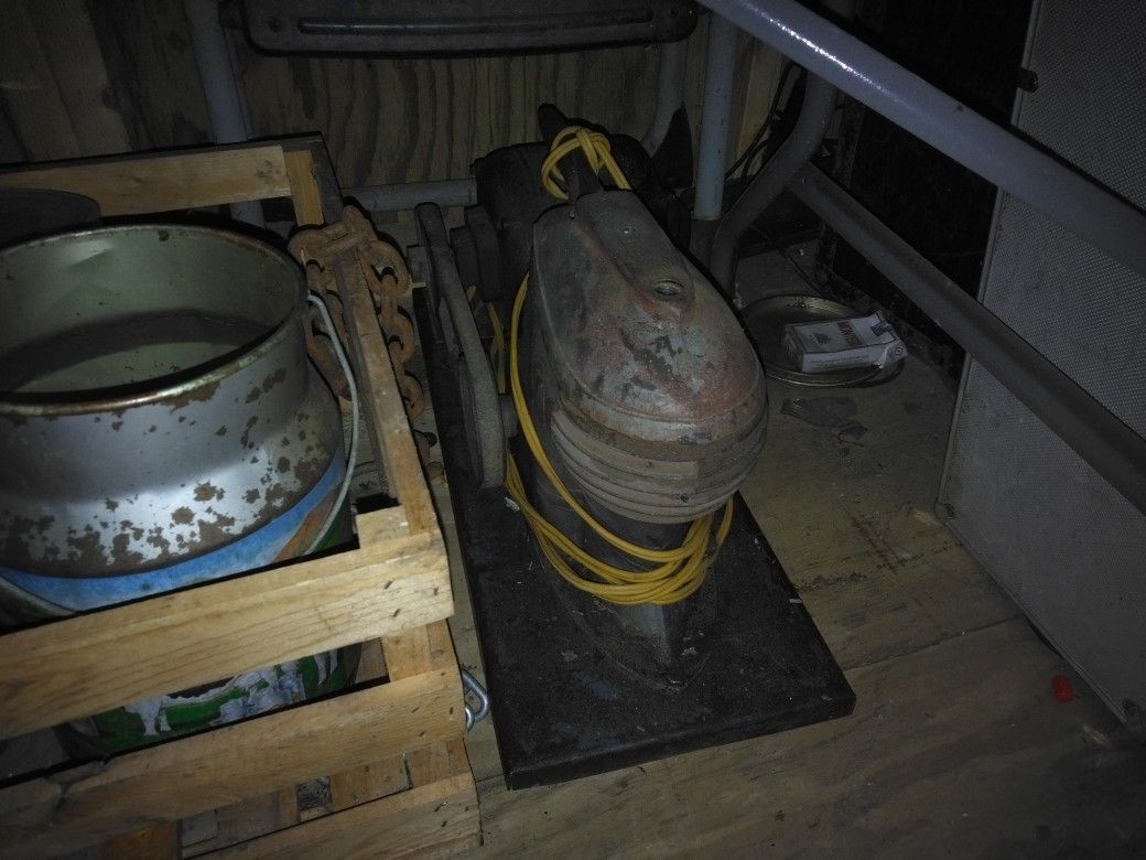 Antique Air Compressor