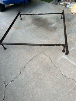 Metal bed frame available in three sizes: Queen, Full, and Twin.