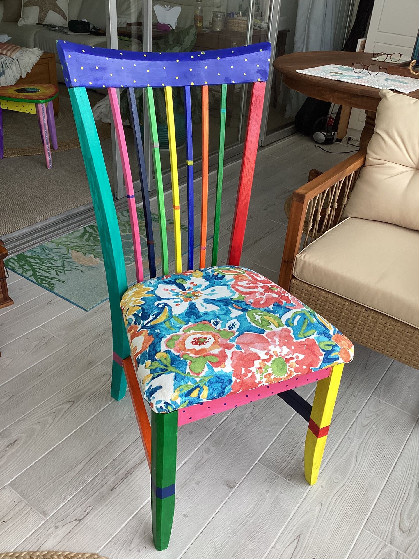 FUN CHAIR! Hand-painted