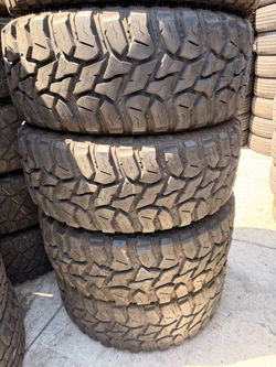 35x12.50r20 Cooper tires en Excelentes Conditiones de Vida las 4
