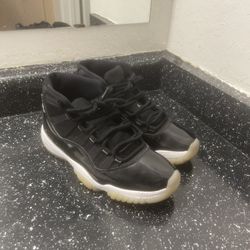 Jordan 11s