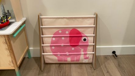 3 Sprouts Book Rack In Pink Elephant Kids Book Rack