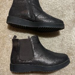 Girls Boots