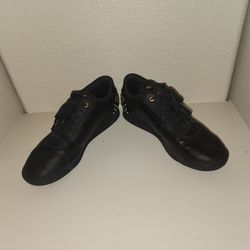 Used Women's Black Reebok Classic Size 9.5