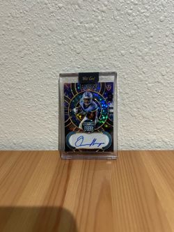 Omarion Hampton Autograph 1/1 (Wild Card)