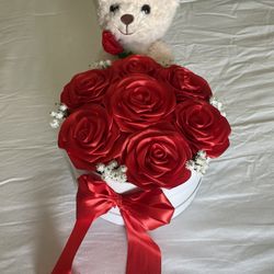 Valentine Day Gift/ Valentine Day Bouquet/ Flower Bouquet/ Flower Arrangement 