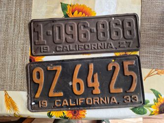 1927 and 1933 California License Plates