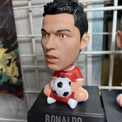 Car Dashboard bubblehead Figurine（Cristiano Ronaldo）soccer superstar