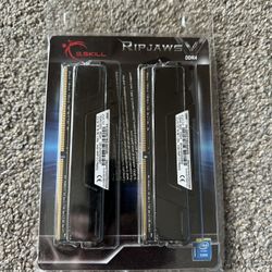 G.SKILL Ripjaws V Series (XMP) DDR4 RAM 64GB (4x16GB) 3200MT/s CL16-18-18-38 1.35V Intel AMD Desktop Computer